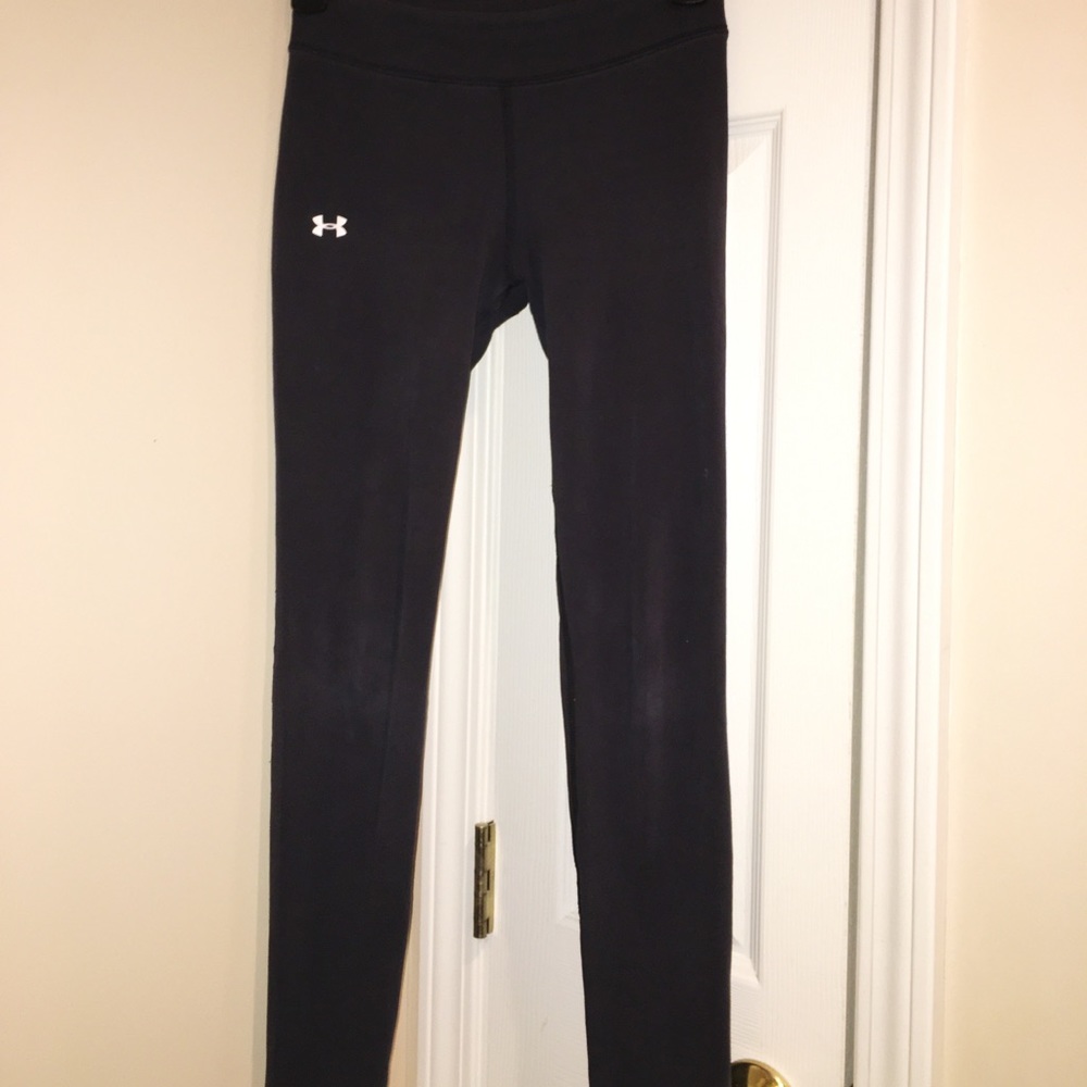 super cute black under armour leggings